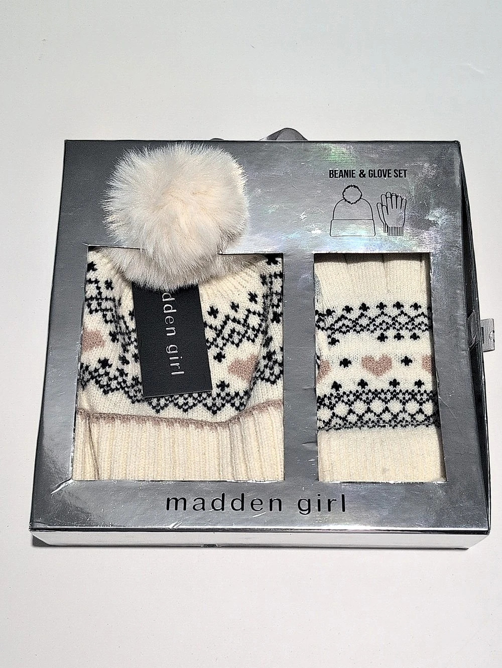 Madden Girl NWT Cream & Black Fair Isle Beanie Pom Pom & Glove 2-Piece Set